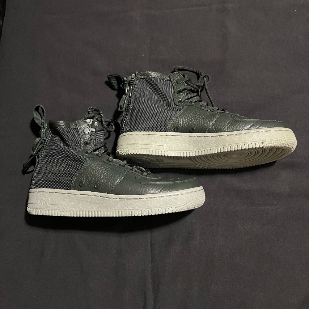 Nike SF Air Force 1 Mid